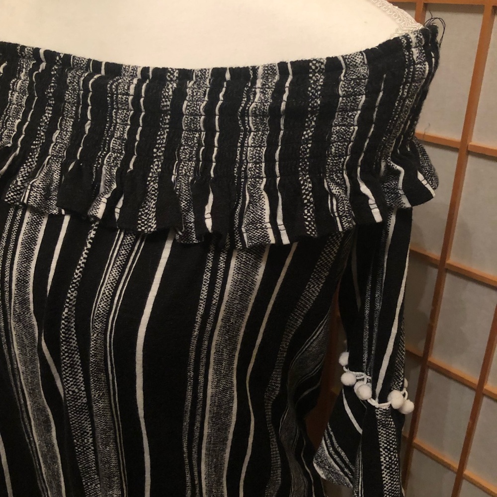 Dress - Picture 3 of 6